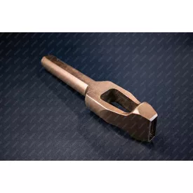 Négyszögletes ringli kiütő 27 × 8 mm