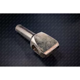 Négyszögletes ringli kiütő 38 × 8 mm