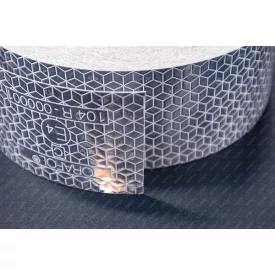 Fényvisszaverő szalag ezüst tekercsben