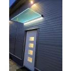 Üveg előtető alumínium profillal 2500×800 mm